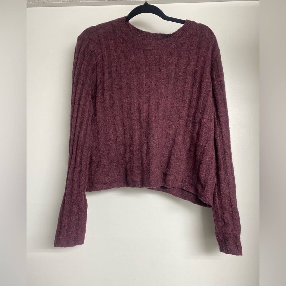 Burgundy cropped sweater